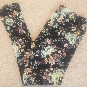 Lularoe TC floral leggings